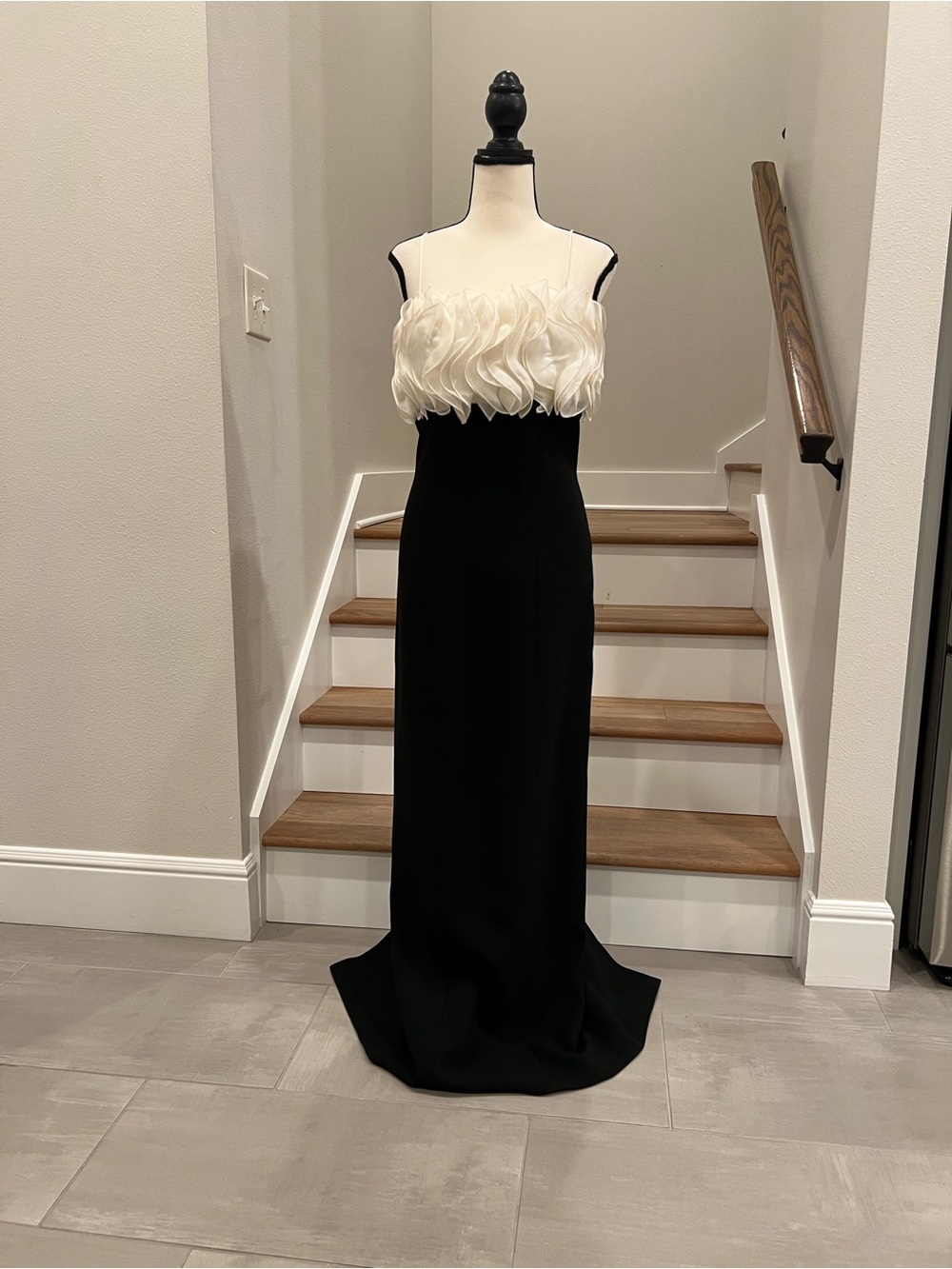 Hips Black Maxi Dress with White Ruffled Bodice